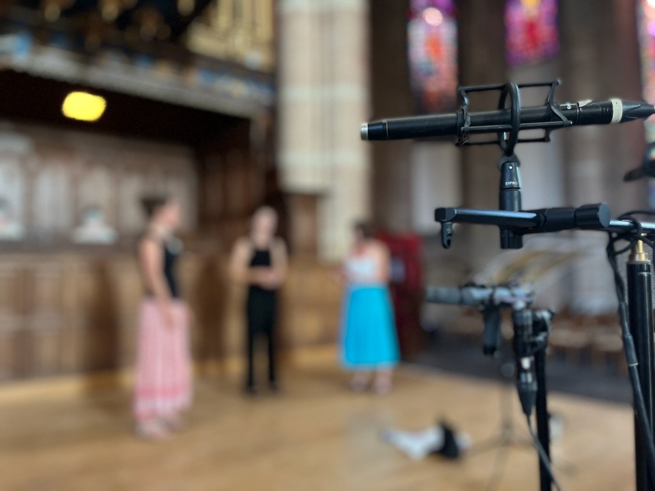 Acoustic music recording microphone setup